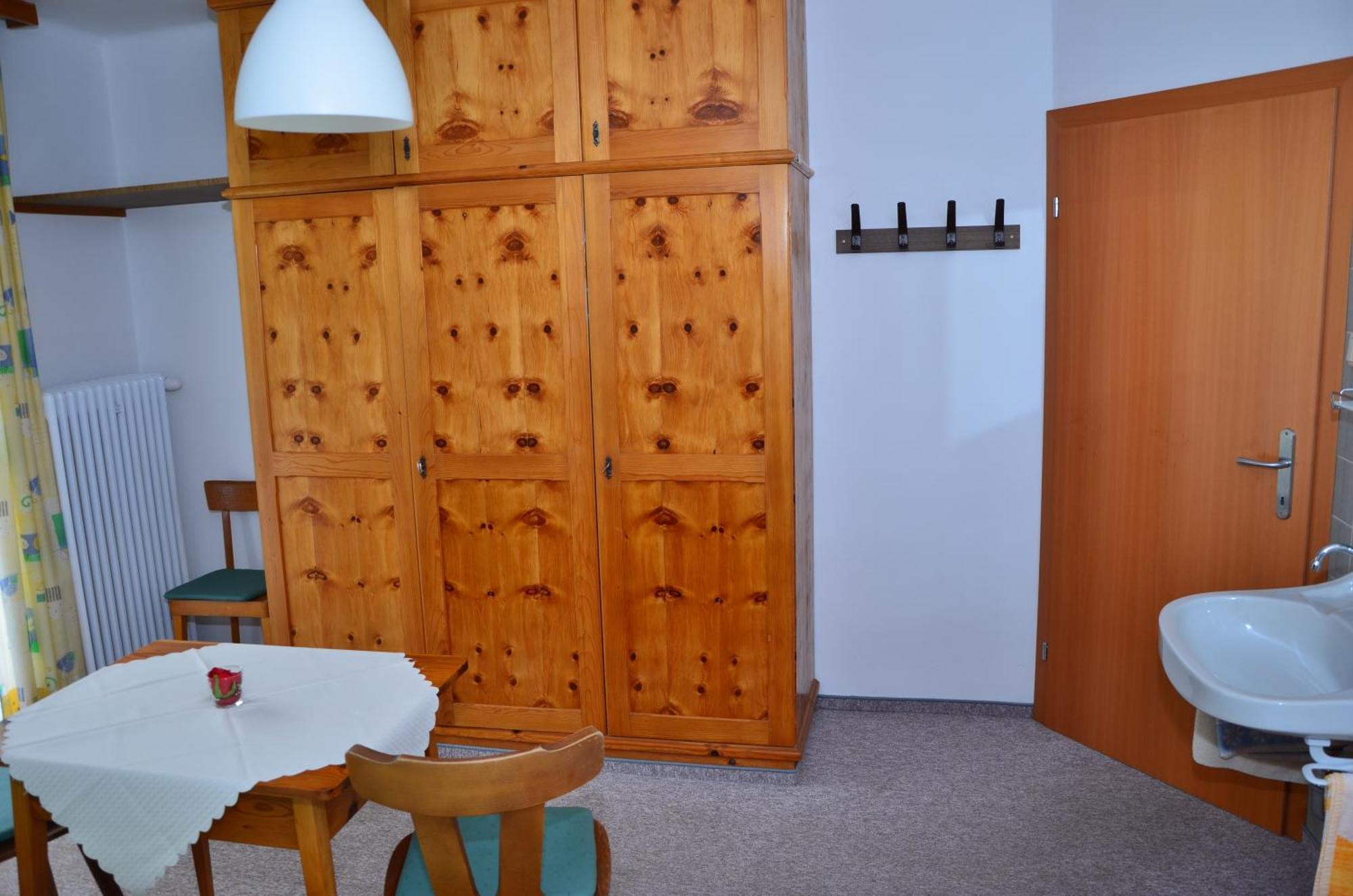 Haus Dachstein Schnitzer 호텔 이븐임포구아 객실 사진